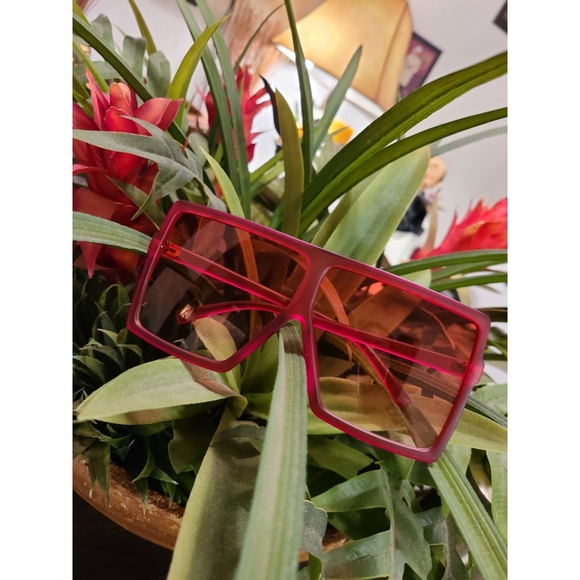 Accessories - ❤ Red Square Frames